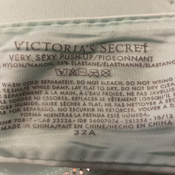 teal gem victoria’s secret push up bra - Picture 3 of 5